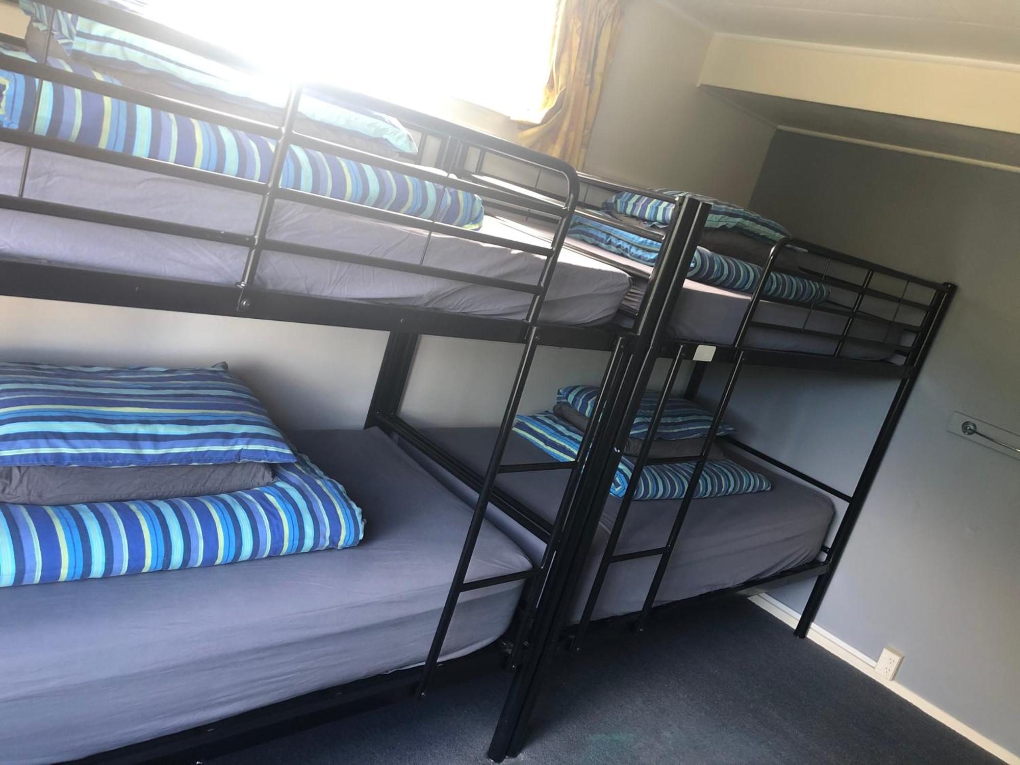 Alpine Lodge Куийнстаун Екстериор снимка